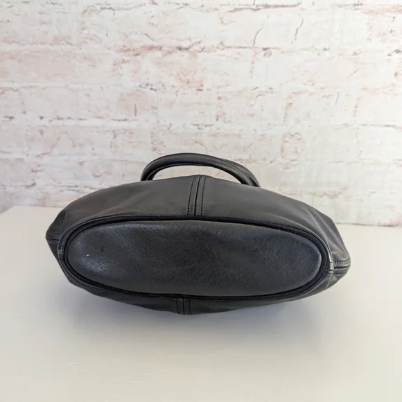 Papillon Vintage Elegant Black Leather Tote Bag - Picture 7 of 12